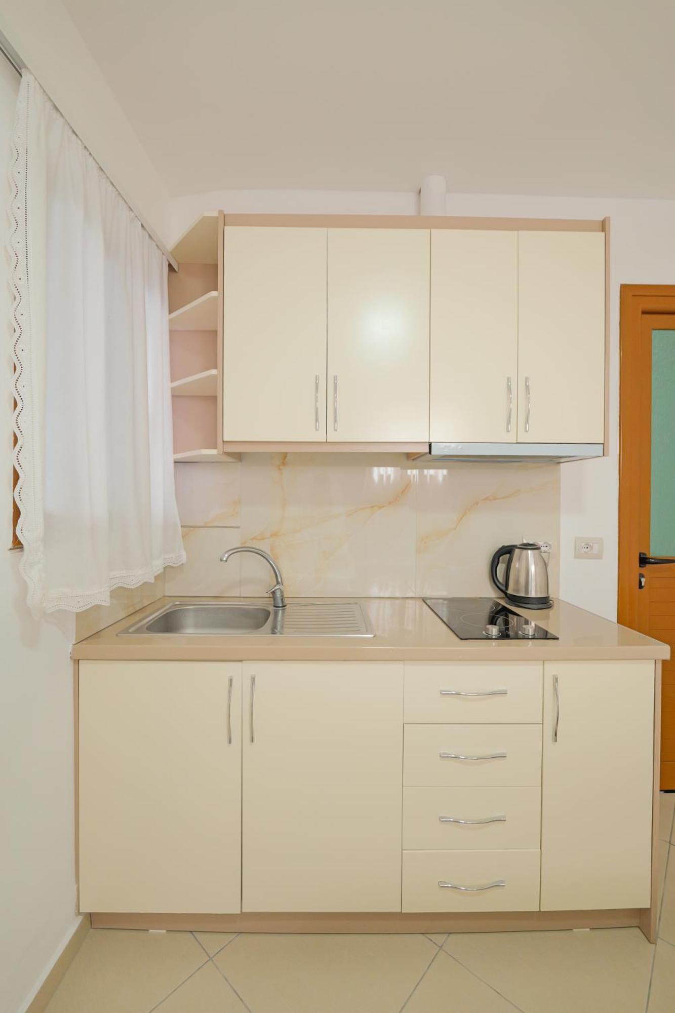 Apartment Abedini